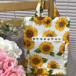 【再】ぴったりA4サイズ❤️生成りひまわりポケット付トートバッグ