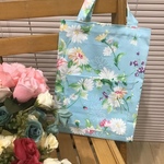 【再】ぴったりA4サイズ❤️水色マーガレットポケット付ミニバッグ　