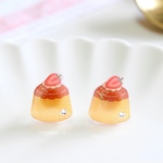 苺のせプリン＊キラキラピアス