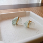 【期間限定Sale】フローライト金継ぎピアス