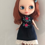 ポシェット付き＊ピンクのバラのドレス＊ブライス アウトフィット＊北欧風手刺繍のワンピース＊22センチドール