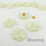 フラワーシェイプカボション 22mm 【Camellia / White】4個