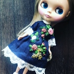 クラシックドレス＊ブライス アウトフィット＊blyhe outfit＊北欧刺繍のバラのドレス＊リカちゃんにも＊リボン刺繍