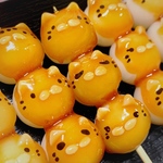 とろーりとした蜜がたっぷりかかった【みたらしにゃんこ】