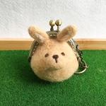 うさぎさんがま口（ベージュ）