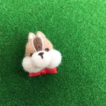 おしゃれなリスさんブローチ