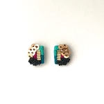 幾何学刺繍ピアス