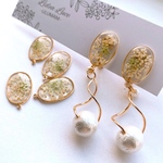 レースフラワー カボション ピアス/イヤリング