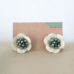 お花のピアス