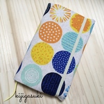 新書、コミックサイズ　カラフルな水玉のブックカバー