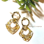 790円☆花入菱形レジンチャーム☆メタルリングのピアスのピアス/イヤリング
