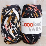 和柄 ブラック Tシャツヤーン 黒金色 【1玉30ｍ】Coooked YARN
