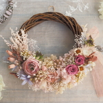 Lune Bonheur ＜Renoncule＞ ＊受注制作＊ハーフムーンリース＊プリザーブドフラワー＊リース＊お花＊ギフト＊結婚祝い＊記念日