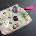 KE様用、オバケやガイコツ（ハロウィン）柄刺繍がま口ポーチ