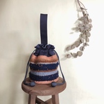 【一点物】[送料込] 毛糸の手織り (navy) 巾着バッグ