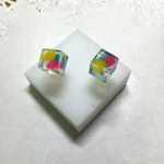 【送料無料】3色ウールのキューブピアス