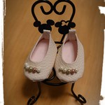 hanakori様ご予約品 メルちゃん 靴2足⭐アイボリー×3色のパール⭐ベージュのラメニット×スパンコールとビーズのお花 