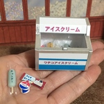 再販　ミニチュア アイスクリーム冷蔵庫 ブライス ドールハウス   リカちゃん  
