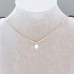 1粒石のジルコニア（しずく）♡華奢なチェーンネックレス♪～胸元にご褒美を～