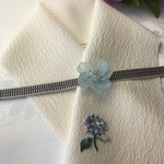 1152半襟&帯留め付き帯締め 正絹✨刺繡フラワー