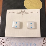 (新作）ホワイトターコイズスクエアイヤリング／ピアス