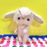 モヘア仕立ての手乗りウサギちゃん♪