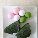 🔴iziwaru様オーダー品🔴ちりめん細工  三色団子  置き物(Ｄ) 柏餅