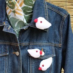 白文鳥のブローチ