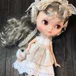 ビジューが豪華な上品ドレスセット＊ヘッドドレス＊エプロン付き3点セット＊ブライス アウトフィット＊リカちゃん＊アンティークビーズ