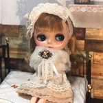ファー付きビジューブローチのドレスセット＊ブライス アウトフィット＊リカちゃん＊22センチドール用