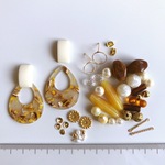 //パーツ アソート// イエロー ベージュ系 ハンドメイド パーツ ビーズ アクリル 素材 ピアス イヤリング パール a-128