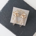 煌めく雫　ゴールドブーケピアス/イヤリング