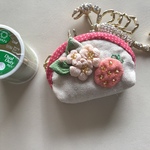 お薬＆アクセサリーミニミニポーチ(ピンクのいちご)