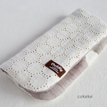 ୨୧ サークルレース刺繍 ୨୧ ふわっふわの8重ガーゼはんかち 20cm 