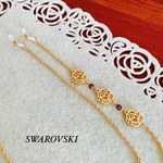 shirotabbys様専用ページです❁¨̮    (両側チャーム、大きめカニカン)SWAROVSKIシャネルストーン＆薔薇のメガネチェーン