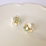 Chrysolite　Green ＊ Cotton Pearl スワロフスキー大粒ピアス/イヤリング変更可