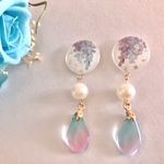 藤の花と揺れるしずくピアス(イヤリング)