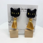黒猫さんと小ぶりタッセルのピアス♡羊毛