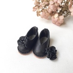ソランちゃん用 Vカットシューズ♡革花コサージュ付き♡