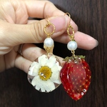 フラワーいちごピアス[送料無料]