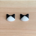 にゃ〜^. .^♡キュートな猫ちゃんピアス、イヤリング(黒ハチワレ