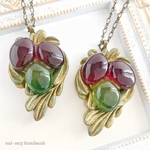 オリーブのネックレス・グリーン&パープル( olive necklace/植物/ボタニカル/レジン/樹脂/ペンダント/首飾り)