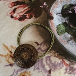 antique gold button ヘアゴム⚘ 1点もの