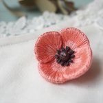 ［限定2点］　立体刺繍のお花ブローチ　コーラルピンク