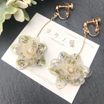 new 押し花花びら揺れる紫陽花ピアスor イヤリング