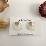 ワイヤー入りシンプルデザインピアス