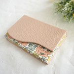 本革とリバティの名刺入れ  アマイロ