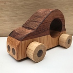 手作り木のおもちゃ　自動車B