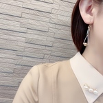 【NEW】【ステンレス】triangle    メタルボール　ピアス　イヤリング