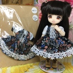 オビツ11サイズ　小花柄ワンピース1